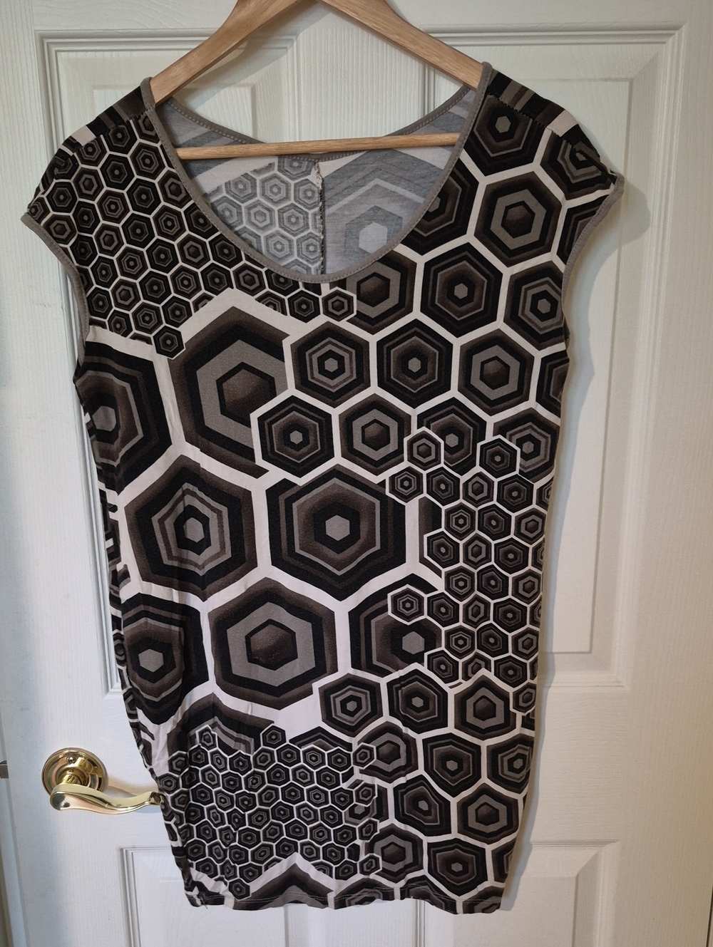 Geometric Hexagon Print Women’s Dress - Brown & Cream